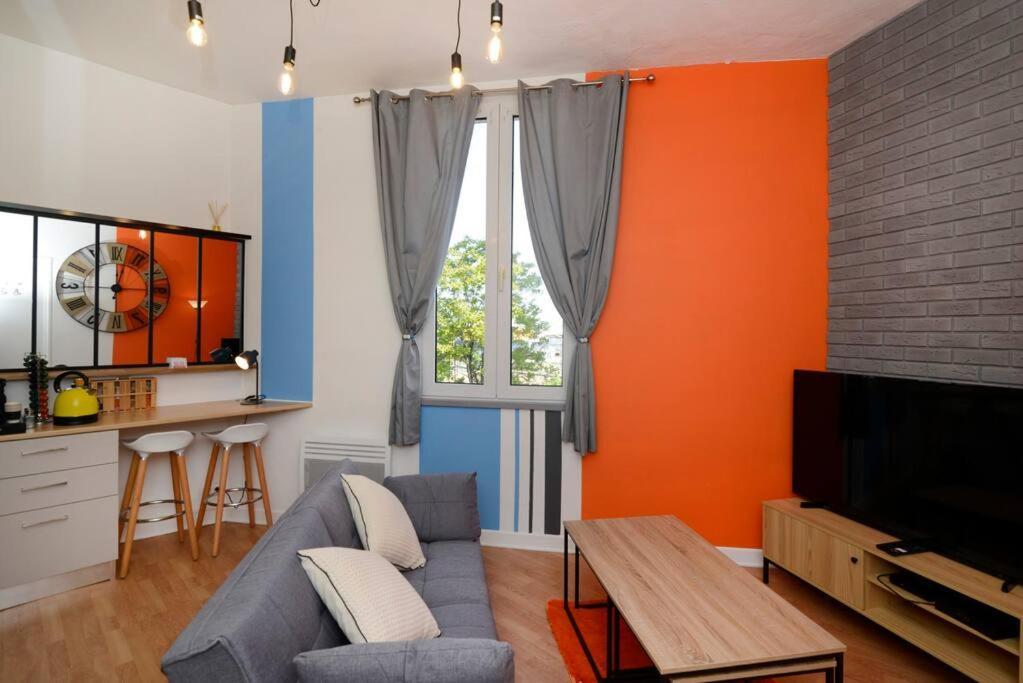 L'Accueil En Quai/T2/Gare/Wi-Fi Daire Angoulême Dış mekan fotoğraf